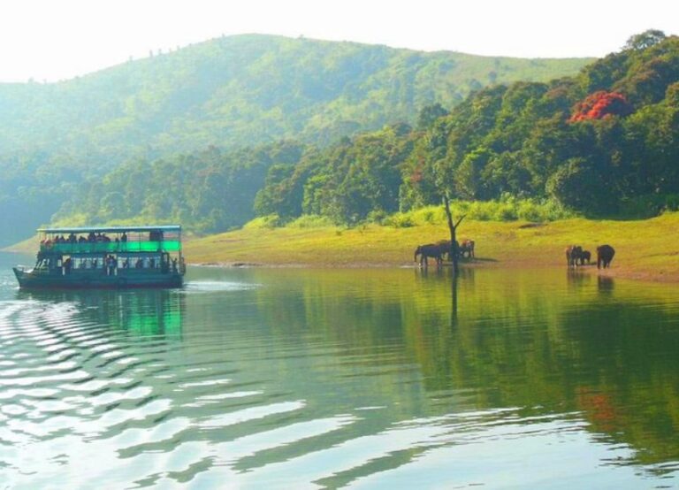 Thekkady Lake Boating